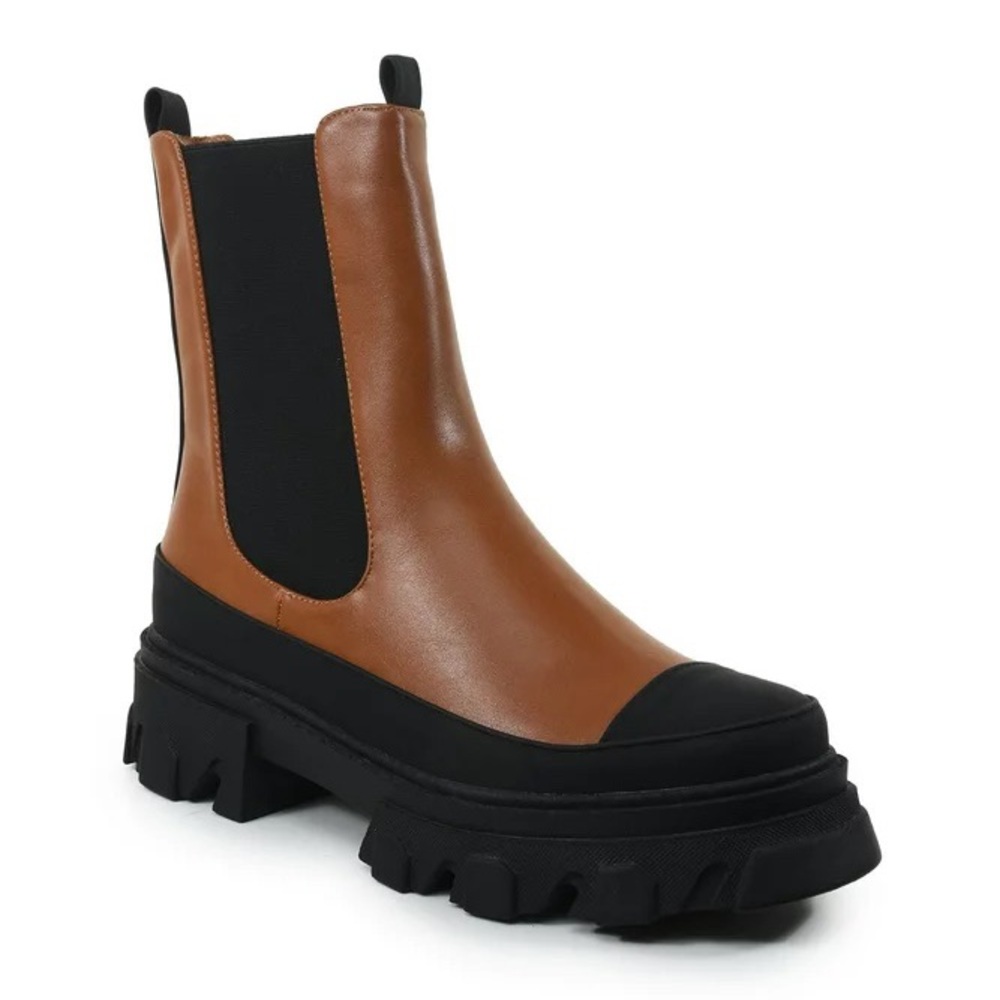nwt PORTLAND by Portland Boot Company Double Tab Chelsea Boot Cognac Black Tan 8